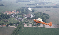 OY-DRA at Over Egeskov